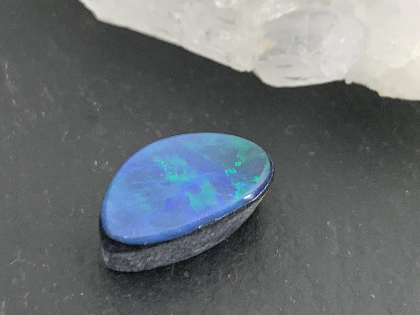 Australian Opal Doublet 7x11x4mm cabochon