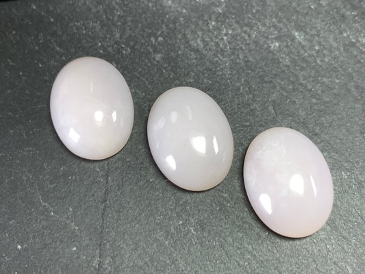 Pink Opal oval 12x16mm Cabochon - Calibrated cabochons