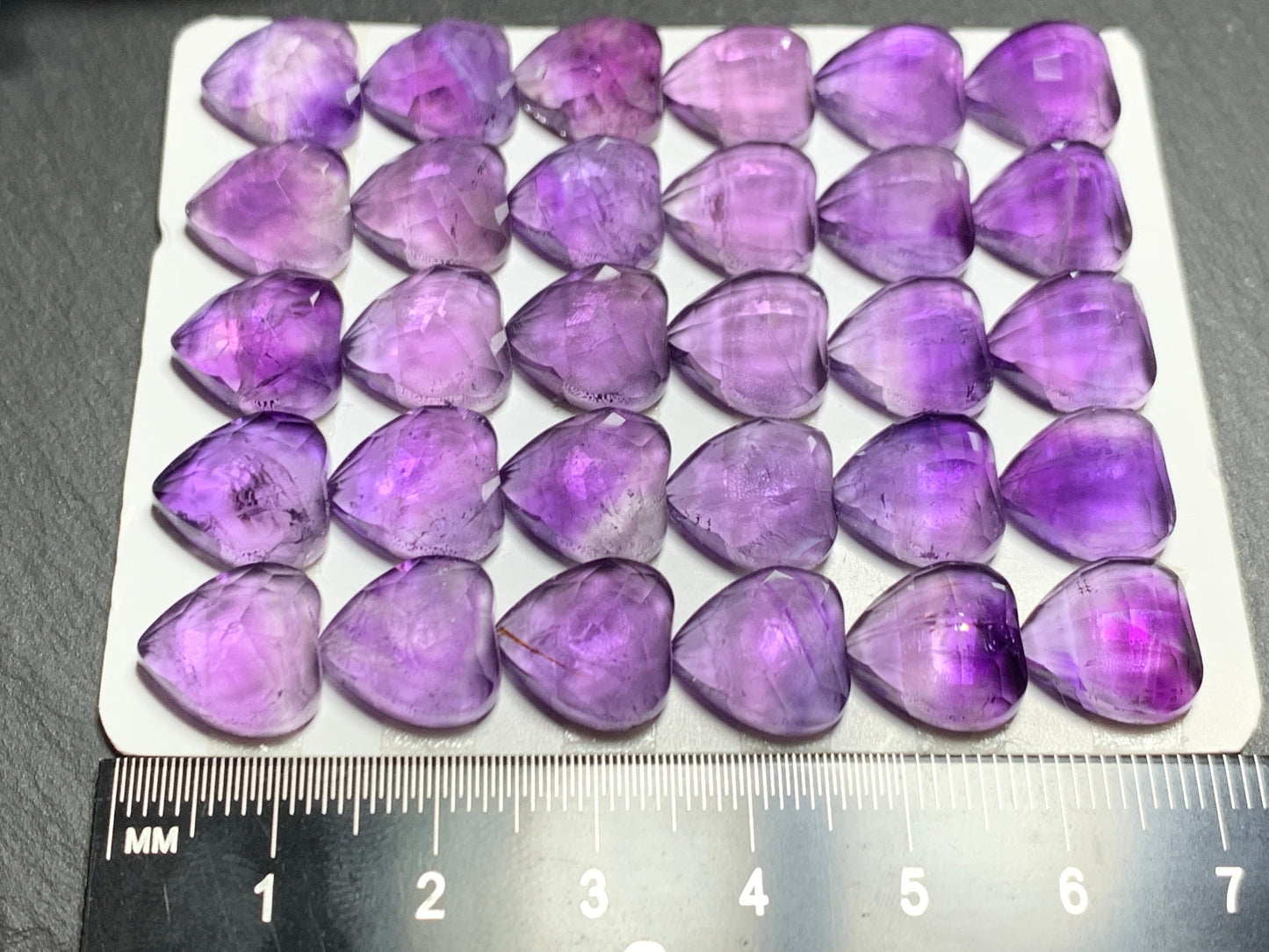 Faceted Amethyst heart 12x12mm cabochon - Calibrated cabochons