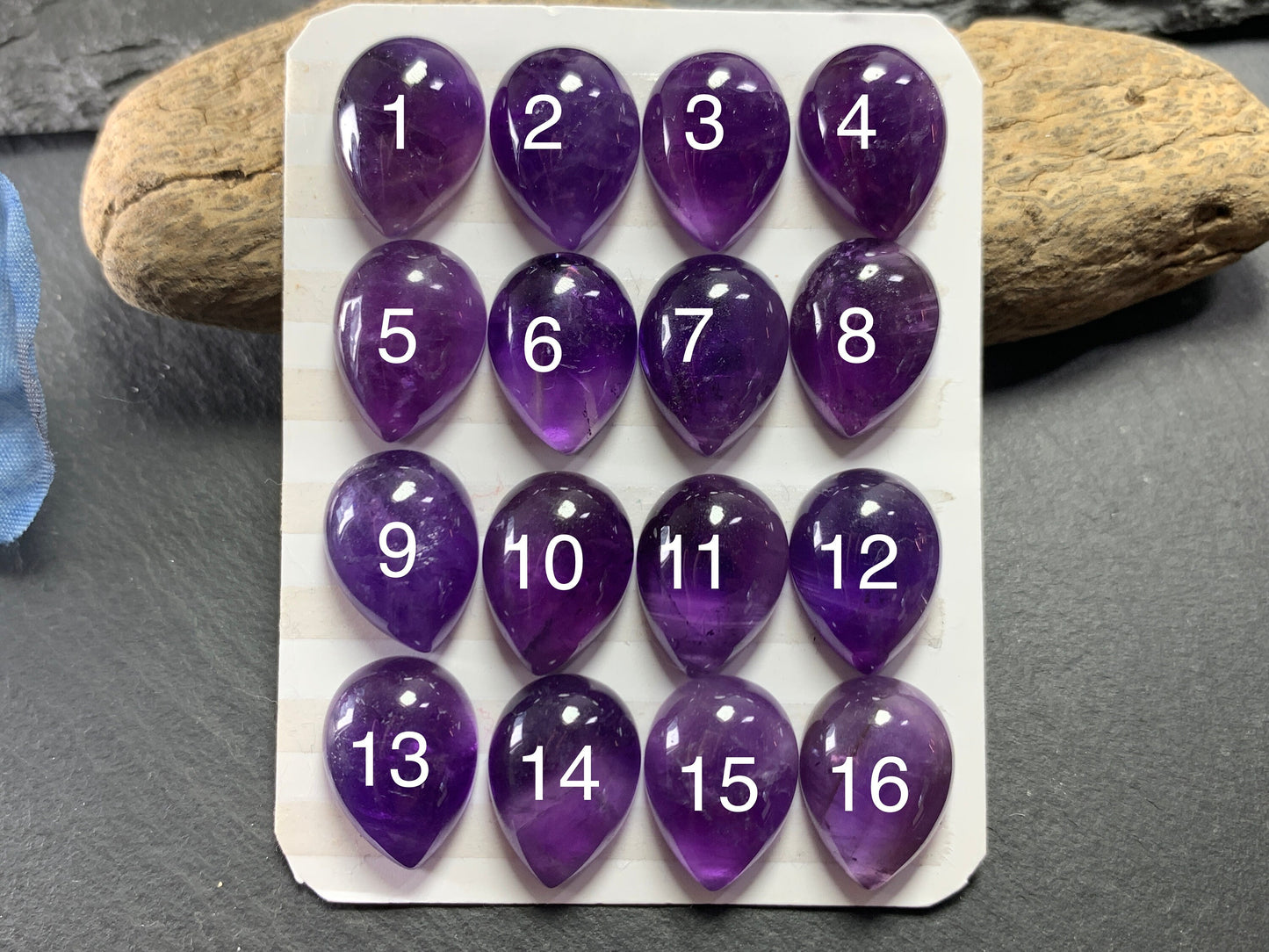 Amethyst pear 12x16mm Cabochon