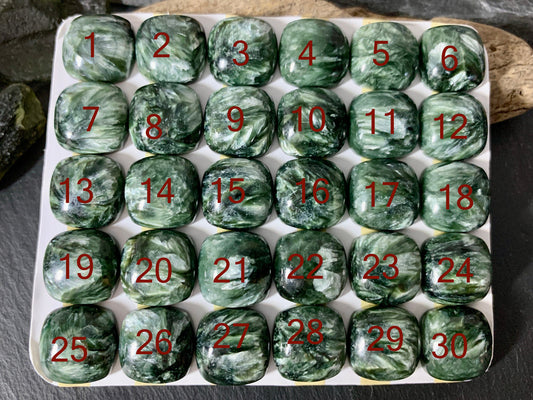 Seraphinite square cushion 15mm cabochon