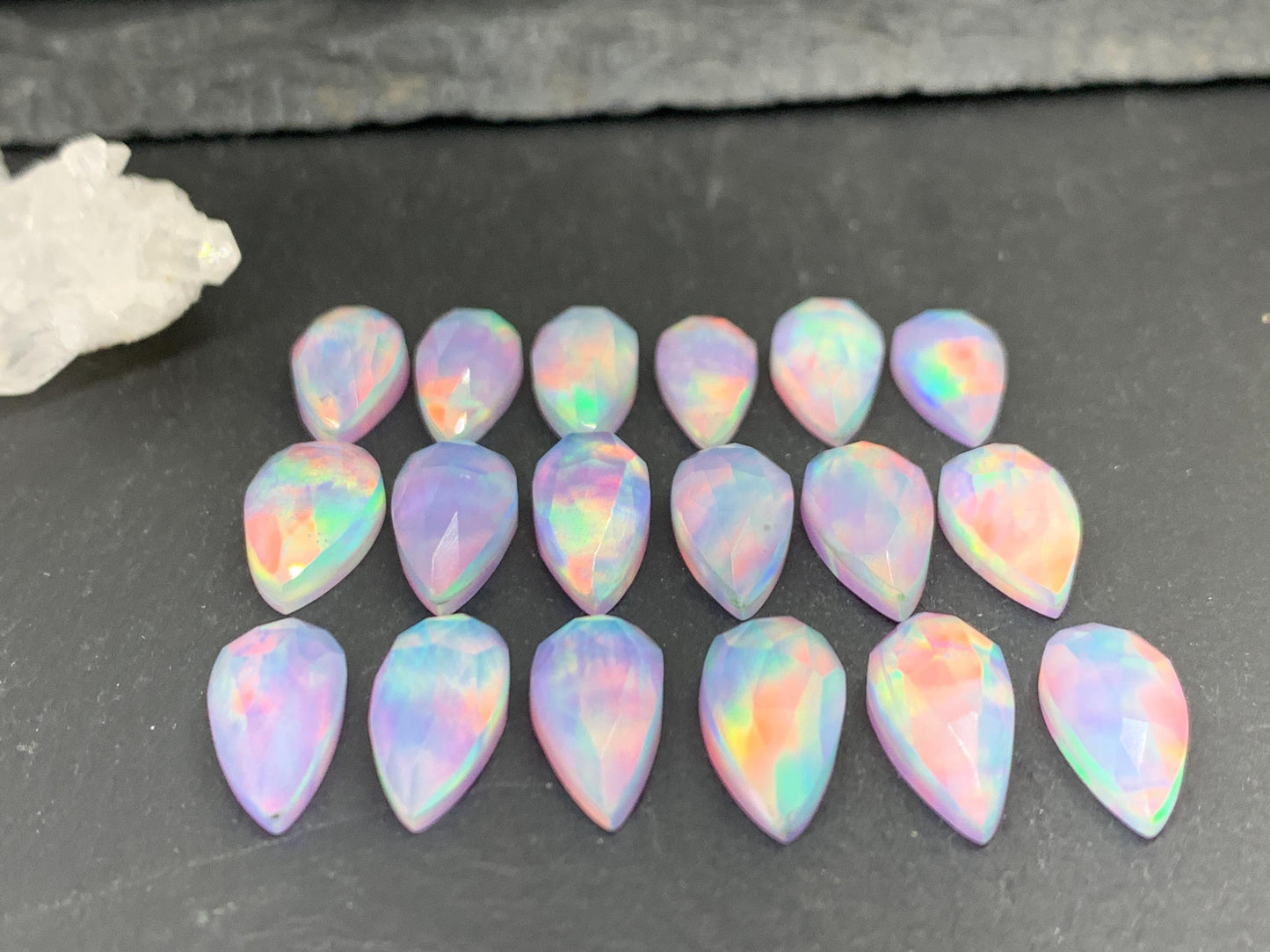 Faceted  Aurora Opal pear 7x15mm cabochon - Doublet cabochons - man made Opal