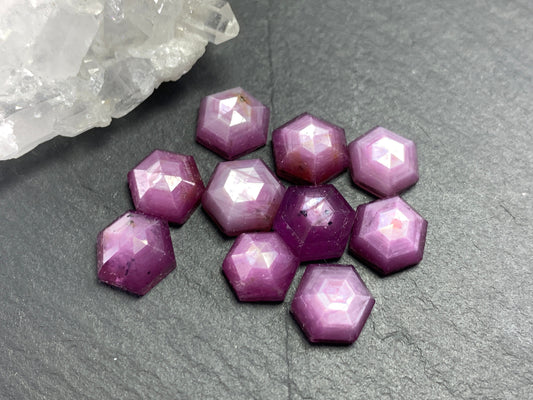 Faceted Silky Star Sapphire hexagon 8mm cabochon