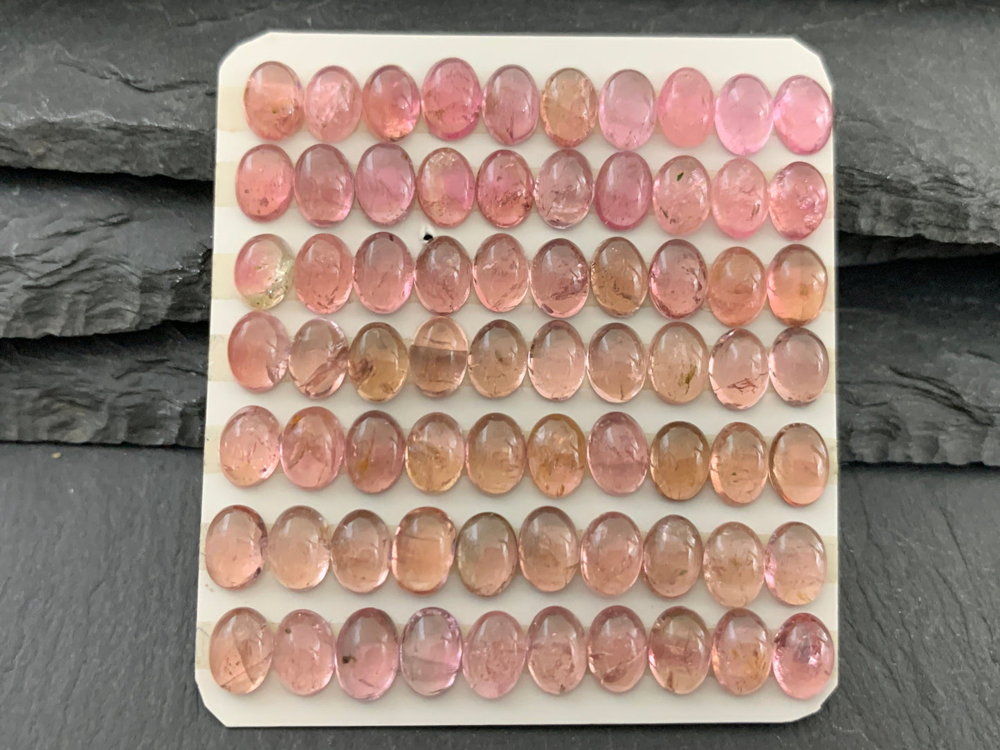 Tourmaline oval 5x7mm cabochon - Calibrated cabochons