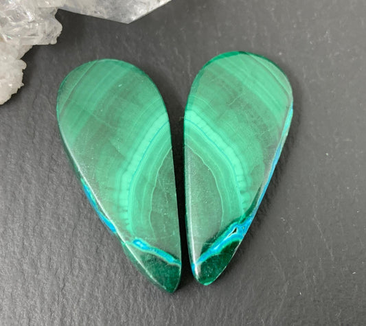 Malachite Chrysocolla pear 12x29x4.5mm cabochon pair