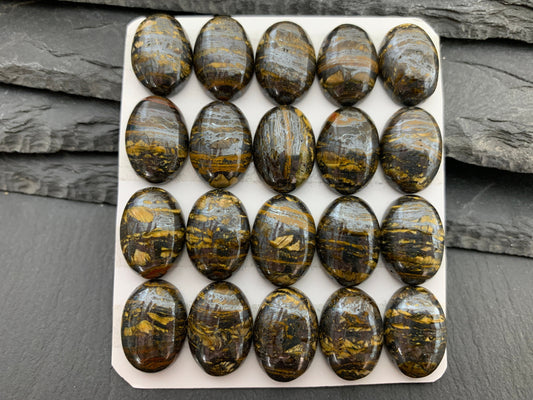 Tiger iron 13x18mm oval cabochon - Calibrated cabochons