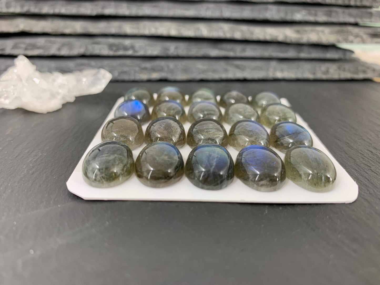 Labradorite oval 12x16mm cabochon - Calibrated cabochon