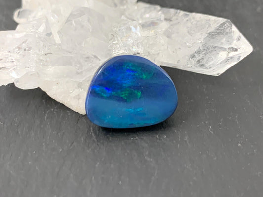 Australian Opal doublet 11x13x4mm cabochon