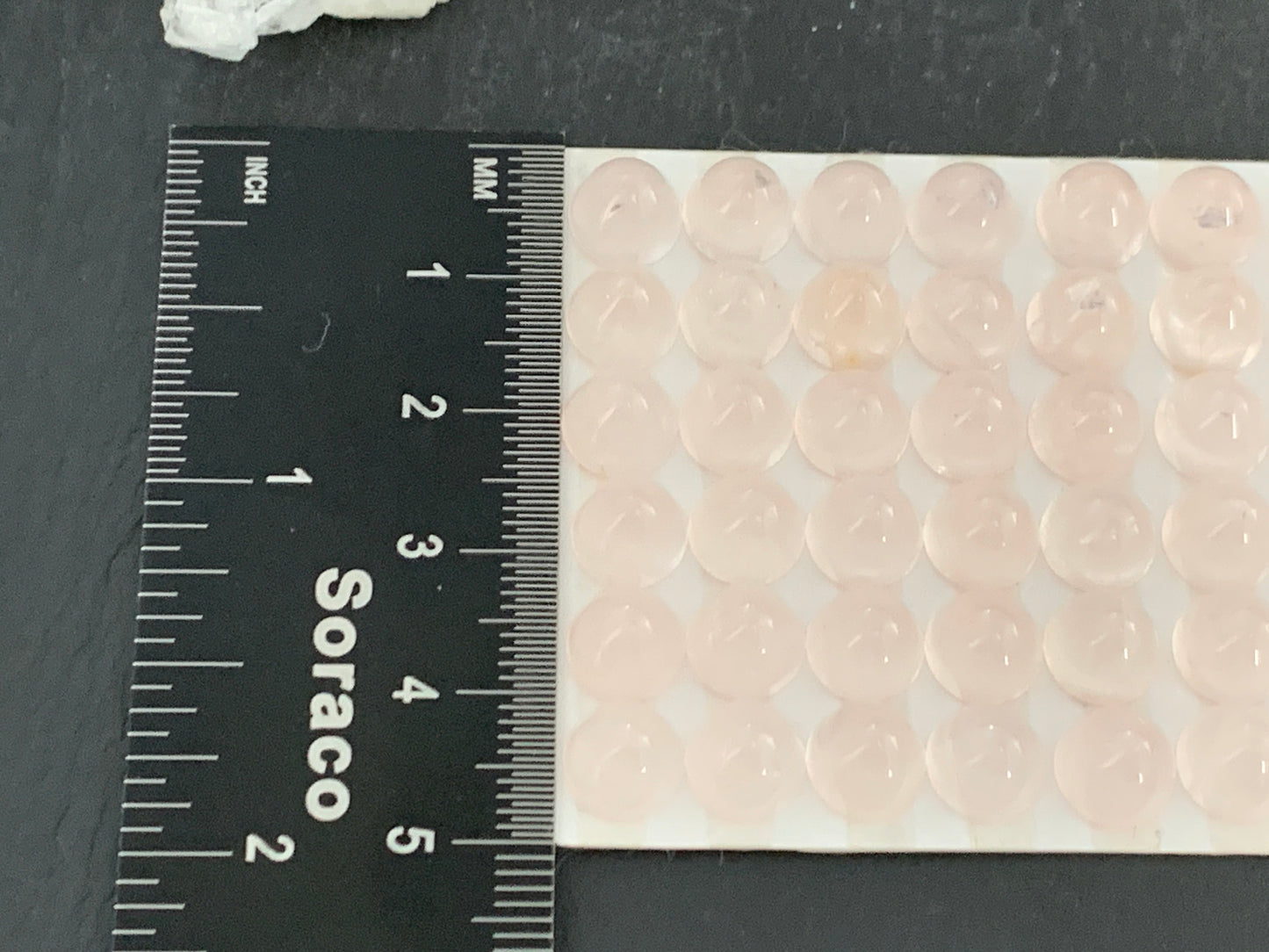 Rose Quartz bullet dome round 8mm cabochon - Calibrated cabochons