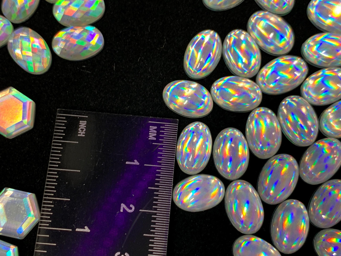 Mystic Rainbow Quartz oval 8x12mm, 10x14mm cabochon doublet