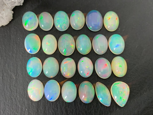 Ethiopian Opal 8-9mm cabochon