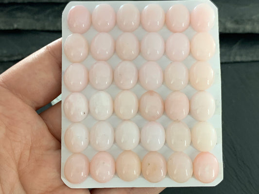 Pink Opal oval 10x12mm cabochon - Calibrated cabochons/ light pink