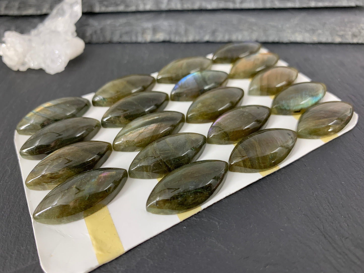 Labradorite marquise  12x25mm cabochon - Calibrated Cabochons
