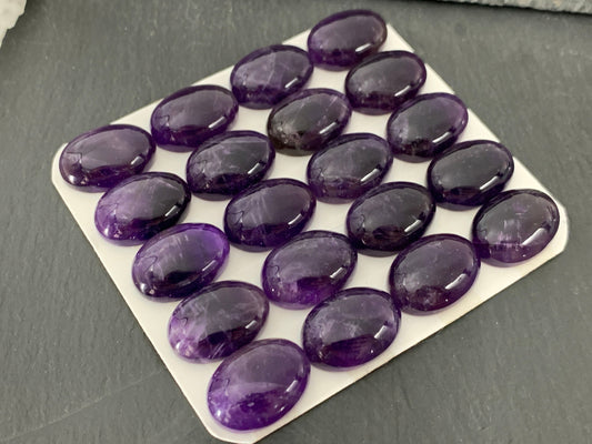 Amethyst oval 13x18mm cabochon - Calibrated cabochons