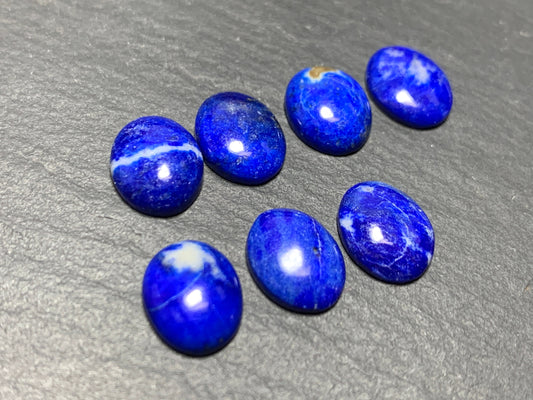 Lapis Lazuli  oval 8x10mm cabochon - Calibrated cabochons