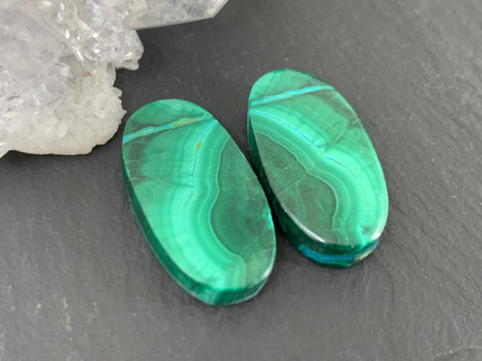 Malachite oval 12x23x4mm cabochon pair