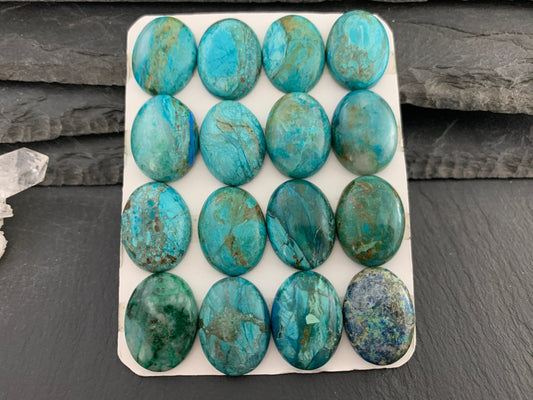 Opaline oval 15x20mm cabochon - Calibrated cabochons
