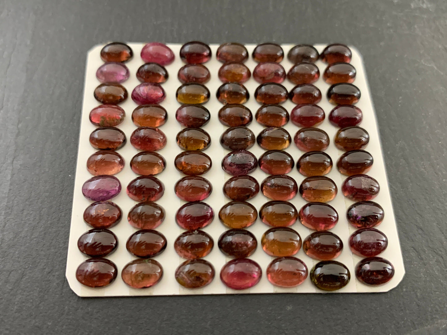 Tourmaline oval 5x7mm cabochon - Calibrated cabochons