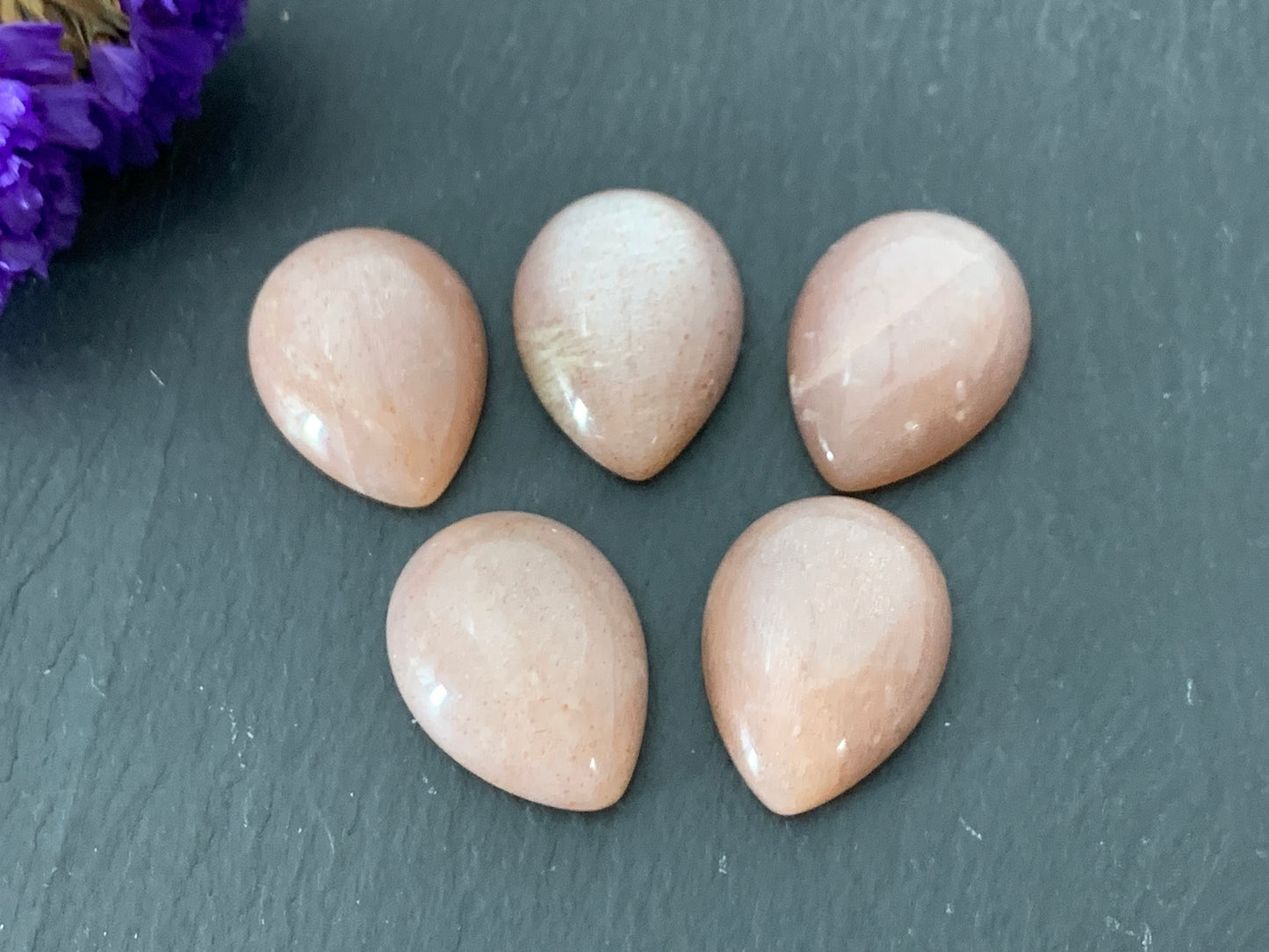 Pink Moonstone pear 15x20mm cabochon - Calibrated cabochons