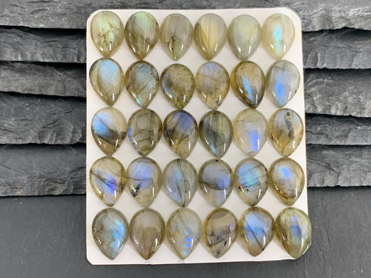Labradorite pear 10x14mm Cabochon - Calibrated Cabochons
