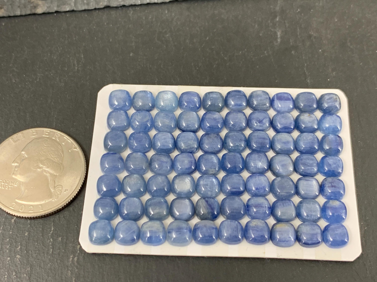 Kyanite square cushion 6mm cabochon - Calibrated cabochons