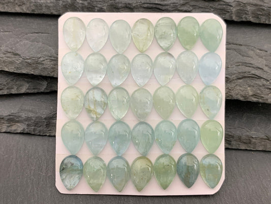 Aquamarine pear 8x12mm cabochon - Calibrated cabochons