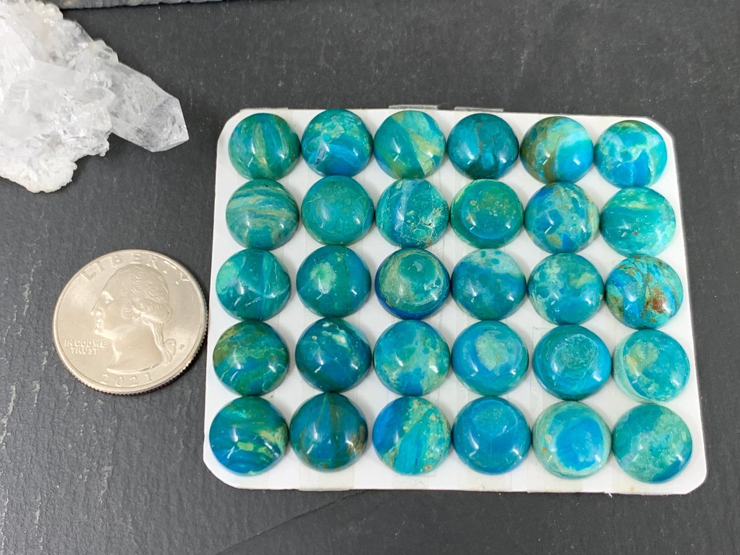 Opaline round 12mm cabochon - Calibrated cabochons