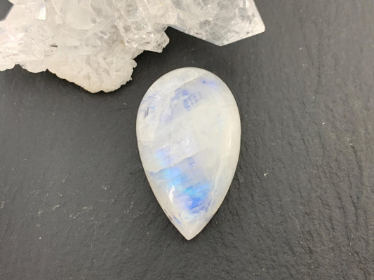 Rainbow Moonstone 26x16x8mm cabochon