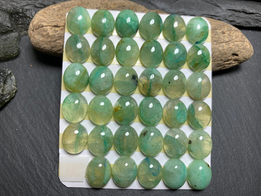 Chrysocolla Quartz oval 10x12mm cabochon - Calibrated cabochons