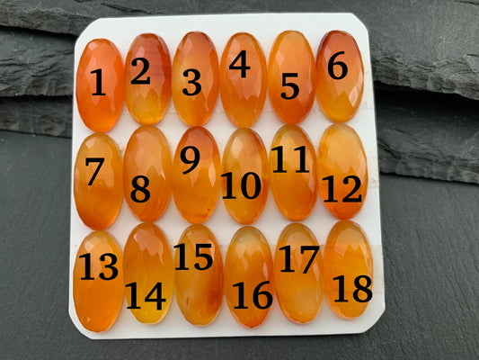 Carnelian oval 10x20mm cabochon - Calibrated cabochons