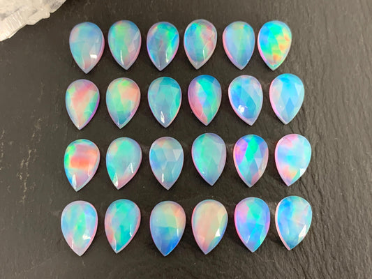 Faceted  Aurora Opal pear 8x12mm cabochon - Doublet cabochons - man made Opal