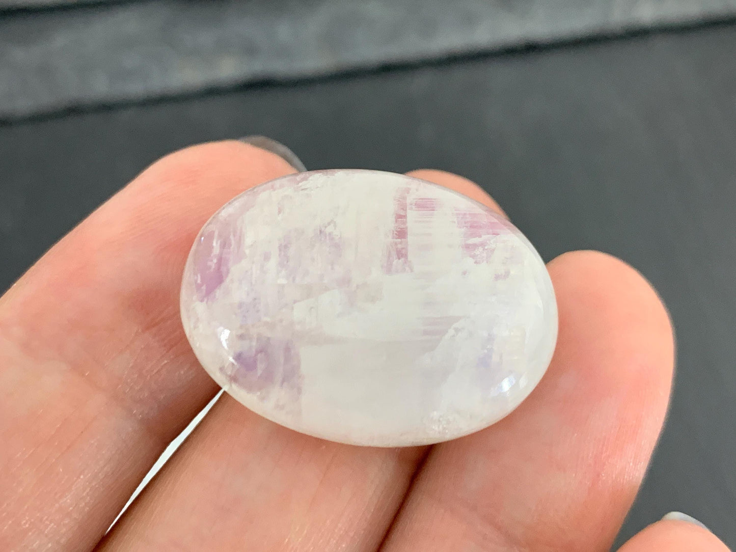 Rainbow Moonstone oval 26x19x7mm cabochon