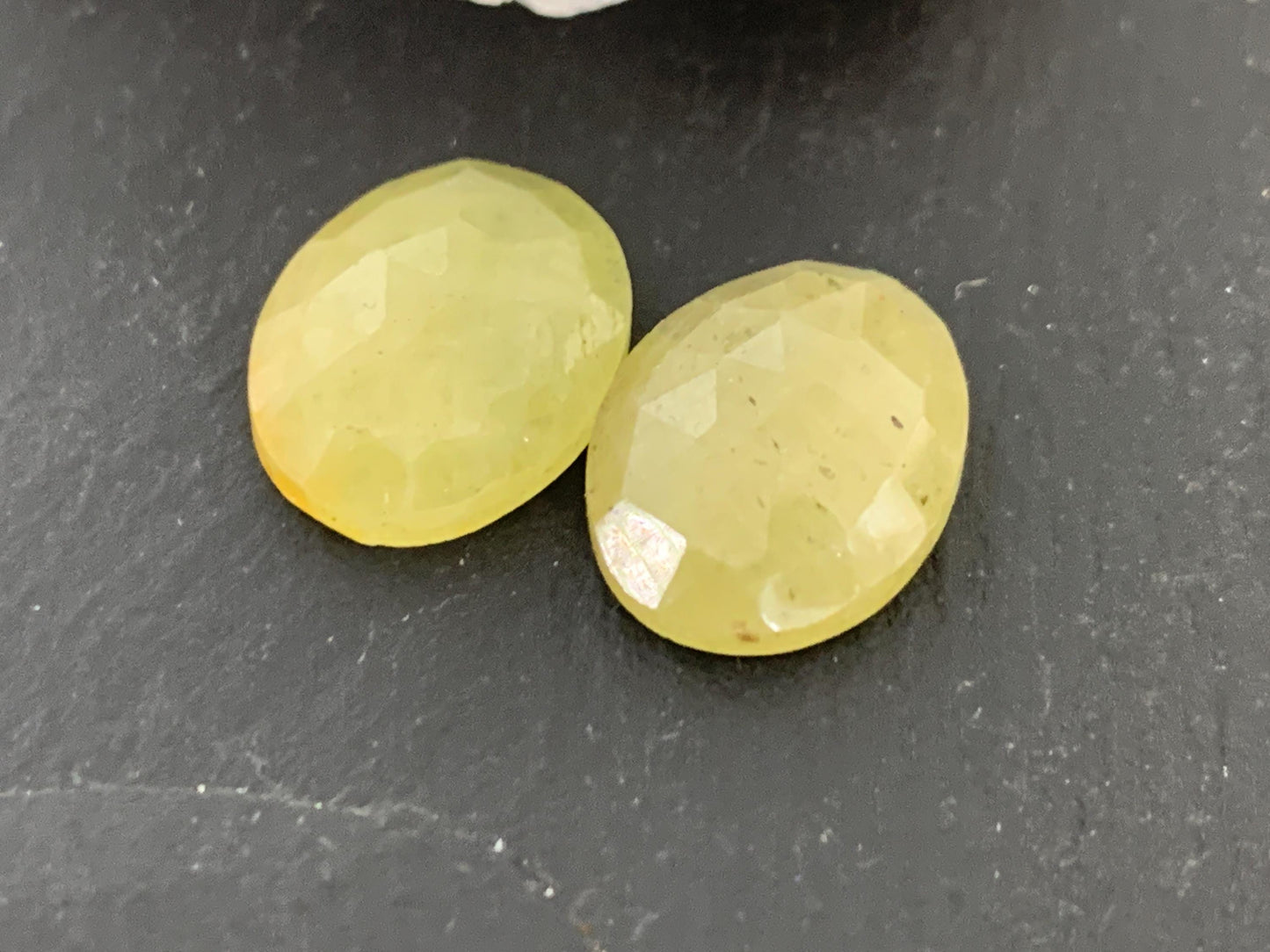 Faceted Yellow Sapphire pair 11x14x5mm cabochon