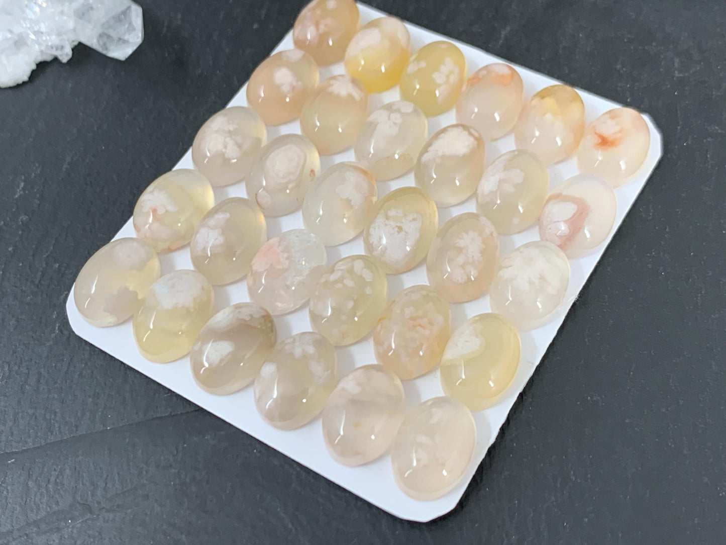 Flower Agate oval 10x14mm cabochon - Calibrated cabochons
