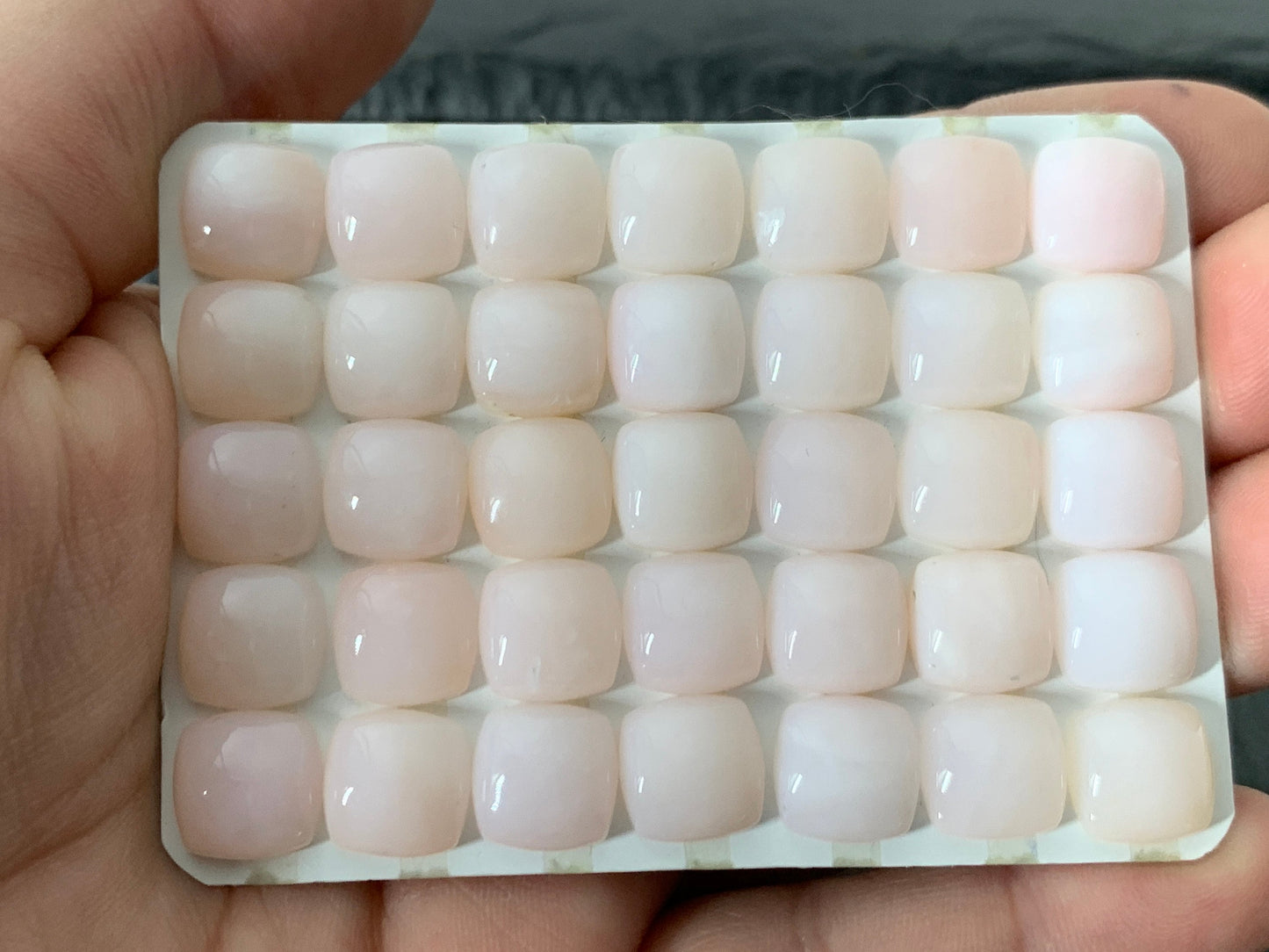 Pink Opal square cushion 10mm cabochon - Calibrated cabochons      e