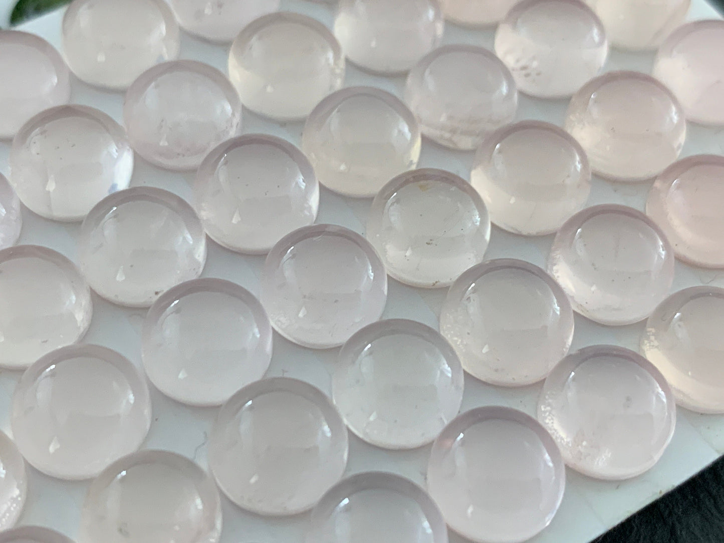 Rose Quartz round 8mm cabochon - Calibrated cabochons