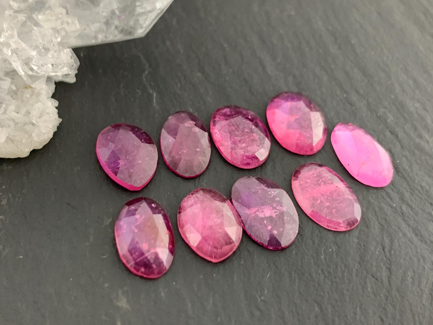 Faceted Sapphire oval 9-10mm long cabochon