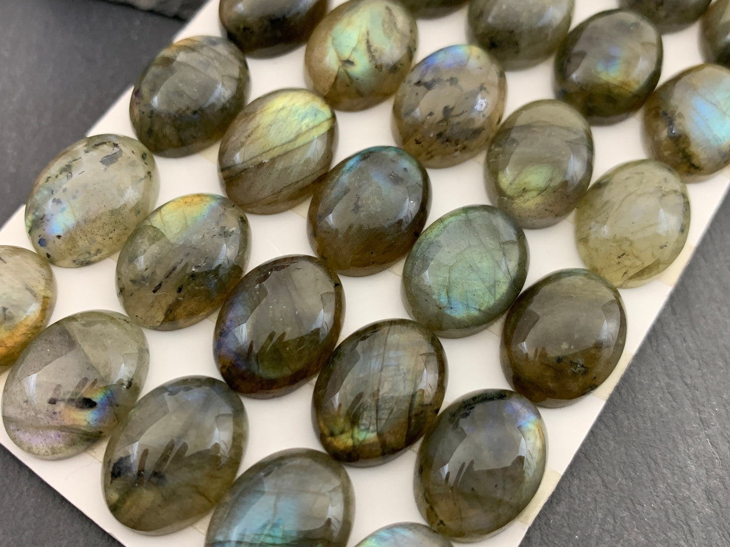 Labradorite oval 12x16mm Cabochon - Calibrated Cabochons