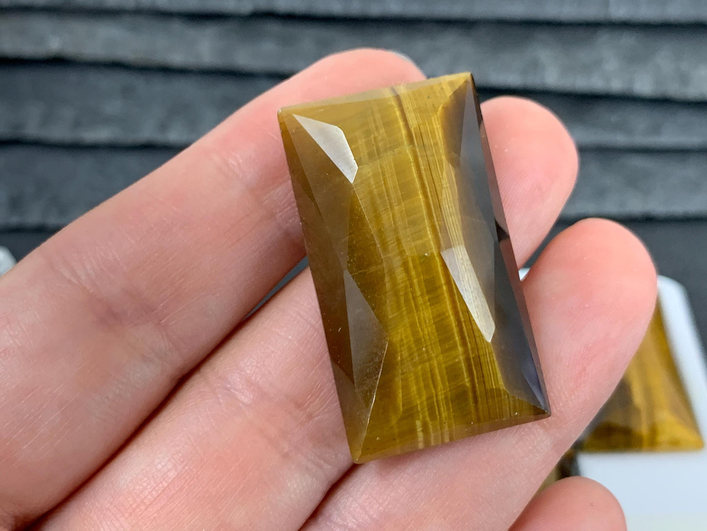 Faceted Tiger Eye rectangle 20x35mm cabochon - Calibrated cabochons