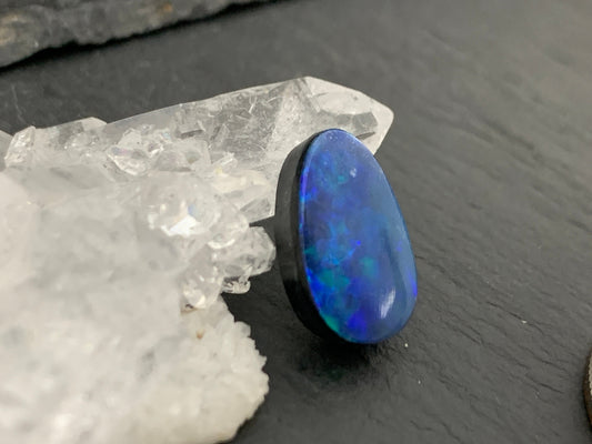 Australian Opal doublet 9x15x5mm cabochon