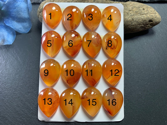 Carnelian pear 15x20mm cabochon - Calibrated cabochons