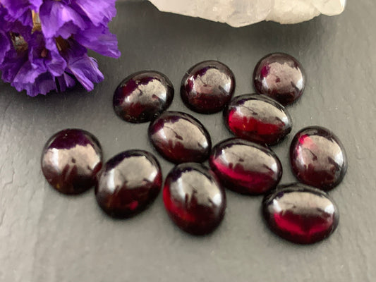 Natural Garnet oval 7x9mm, 8x10mm cabochon