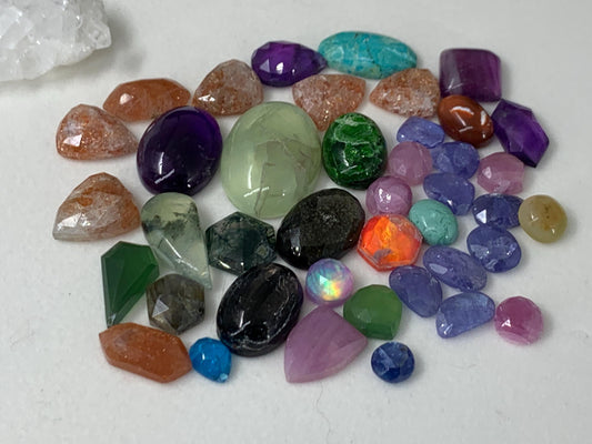 Cracked Damaged - 70% discounted cabochons/ Mixed cabochons lot 41 pieces