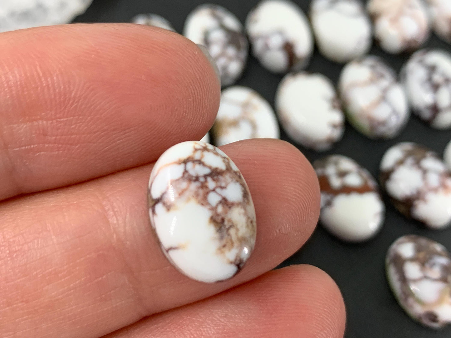 Wild Horse Jasper oval 10x14mm cabochon