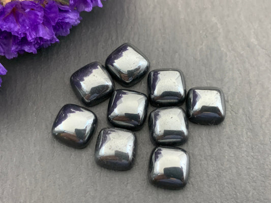 Hematite square cushion 8x8mm cabochon - Calibrated cabochons