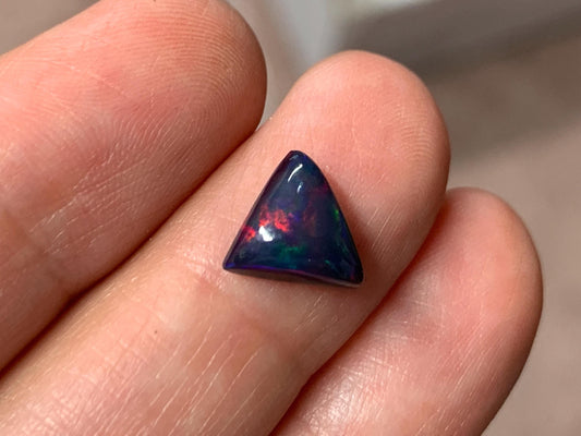 Black Ethiopian Opal triangle 9x9x4mm cabochon