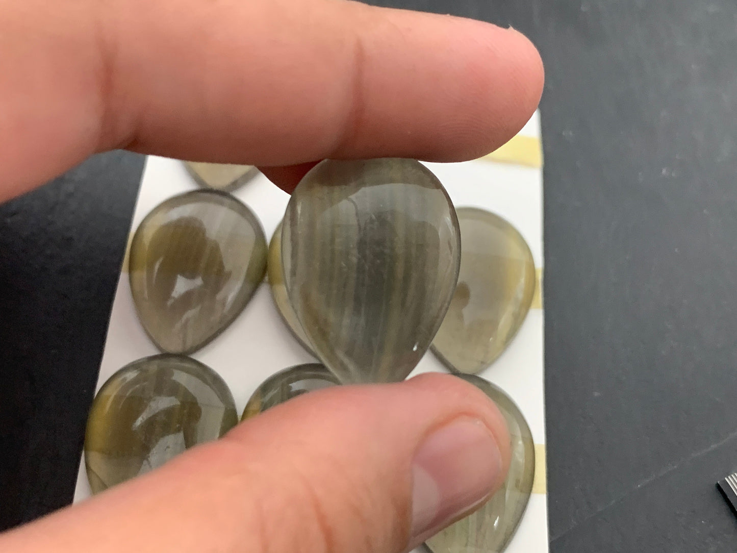 Green Yellow Fluorite pear 18x25mm Cabochon - Calibrated cabochons