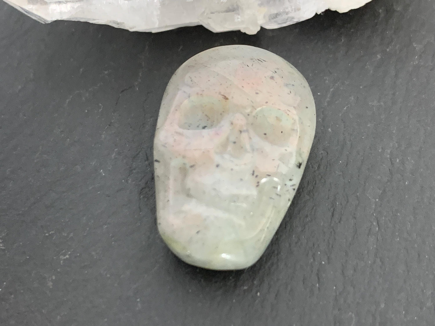 Labradorite Skull Cabochon 15x21mm, Labradorite Skull, Natural Gemstone, Halloween Jewelry, Handcrafted Accessory