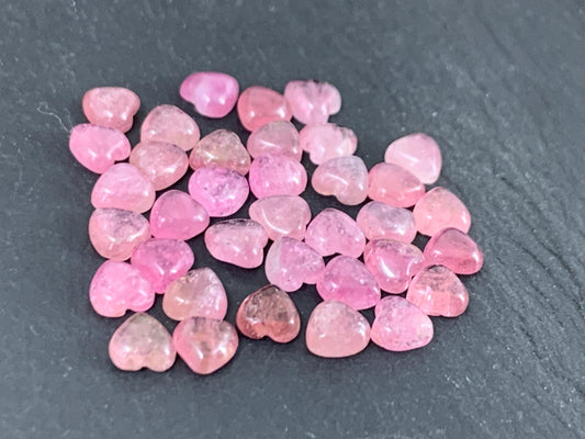 Tourmaline heart 5mm cabochon - Calibrated acbochons