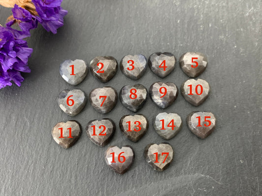 Second quality Faceted Wonderful Grey Star Sapphire heart 10mm cabochon